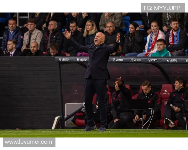 伯恩利与利物浦历史交锋回顾及两队发展历程分析