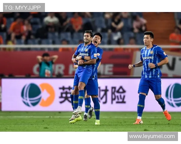 苏宁与鲁能对决美女预测赛果引发热议与期待