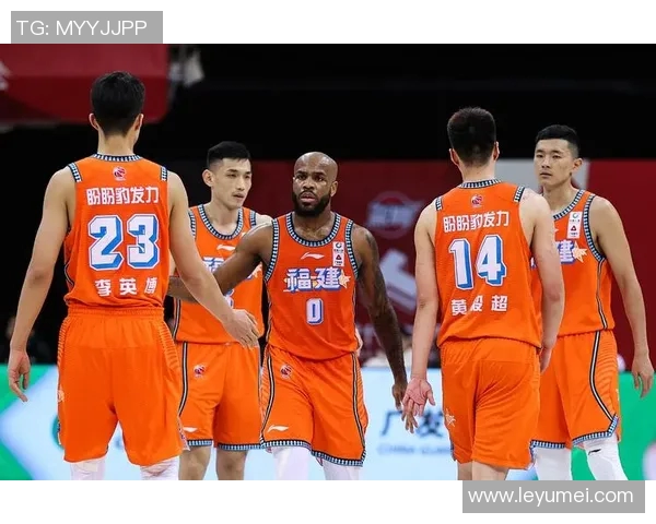 CBA赛程聚焦广东队对战吉林队精彩赛事前瞻与分析