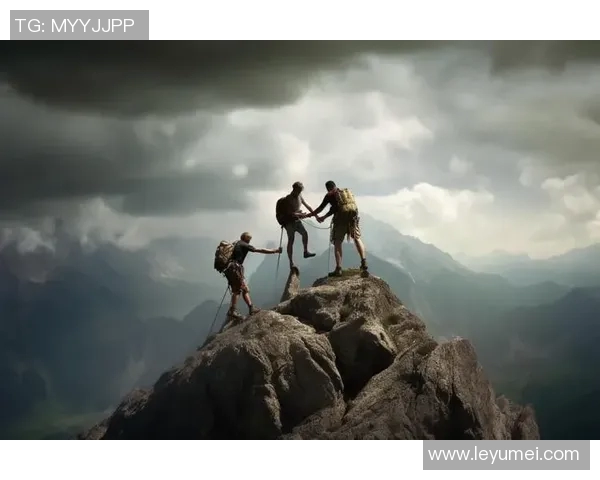 成都攀岩队战术解析：探索团队协作与个人技巧的完美结合